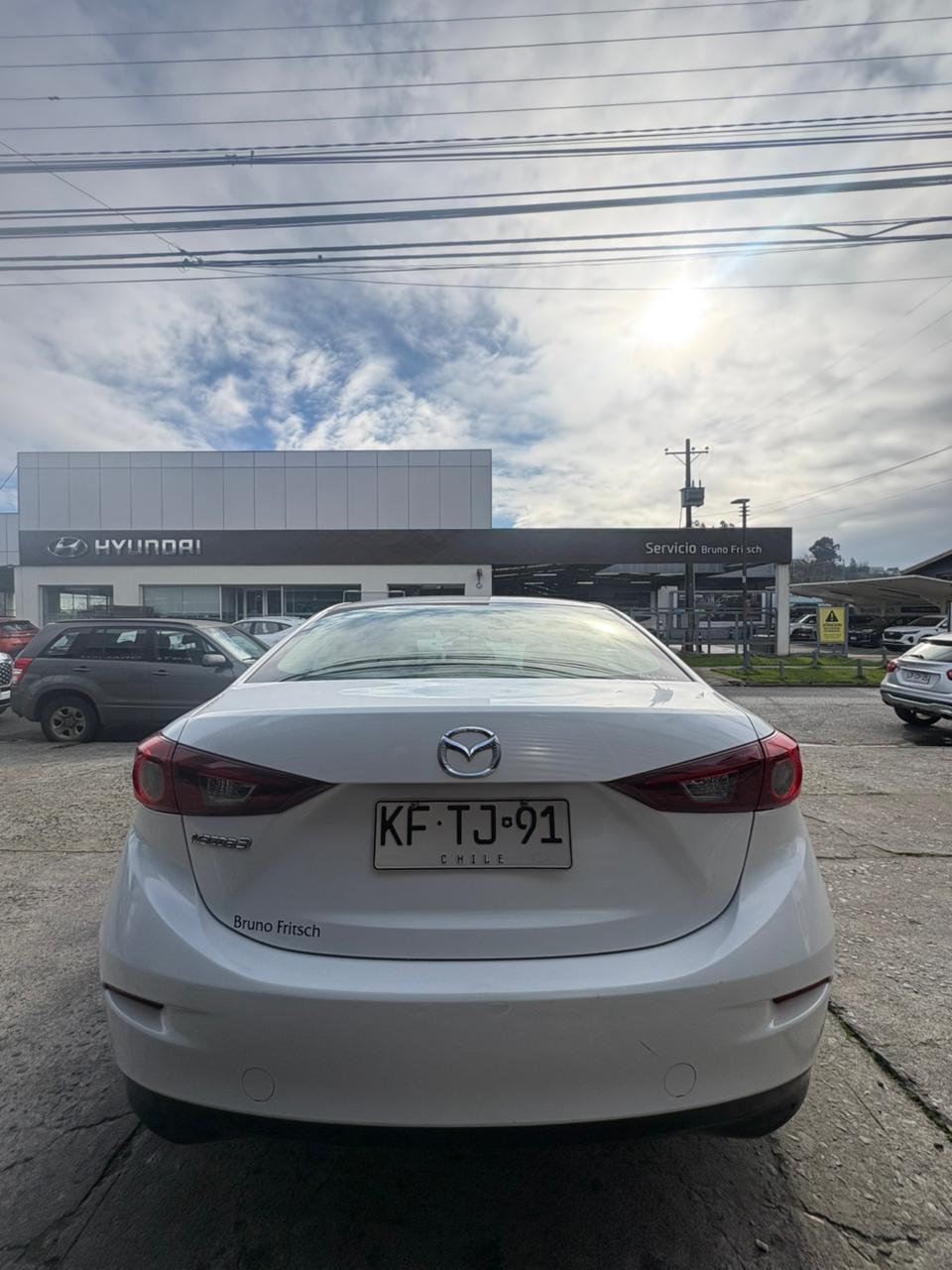 Mazda 3 2018 vista trasera